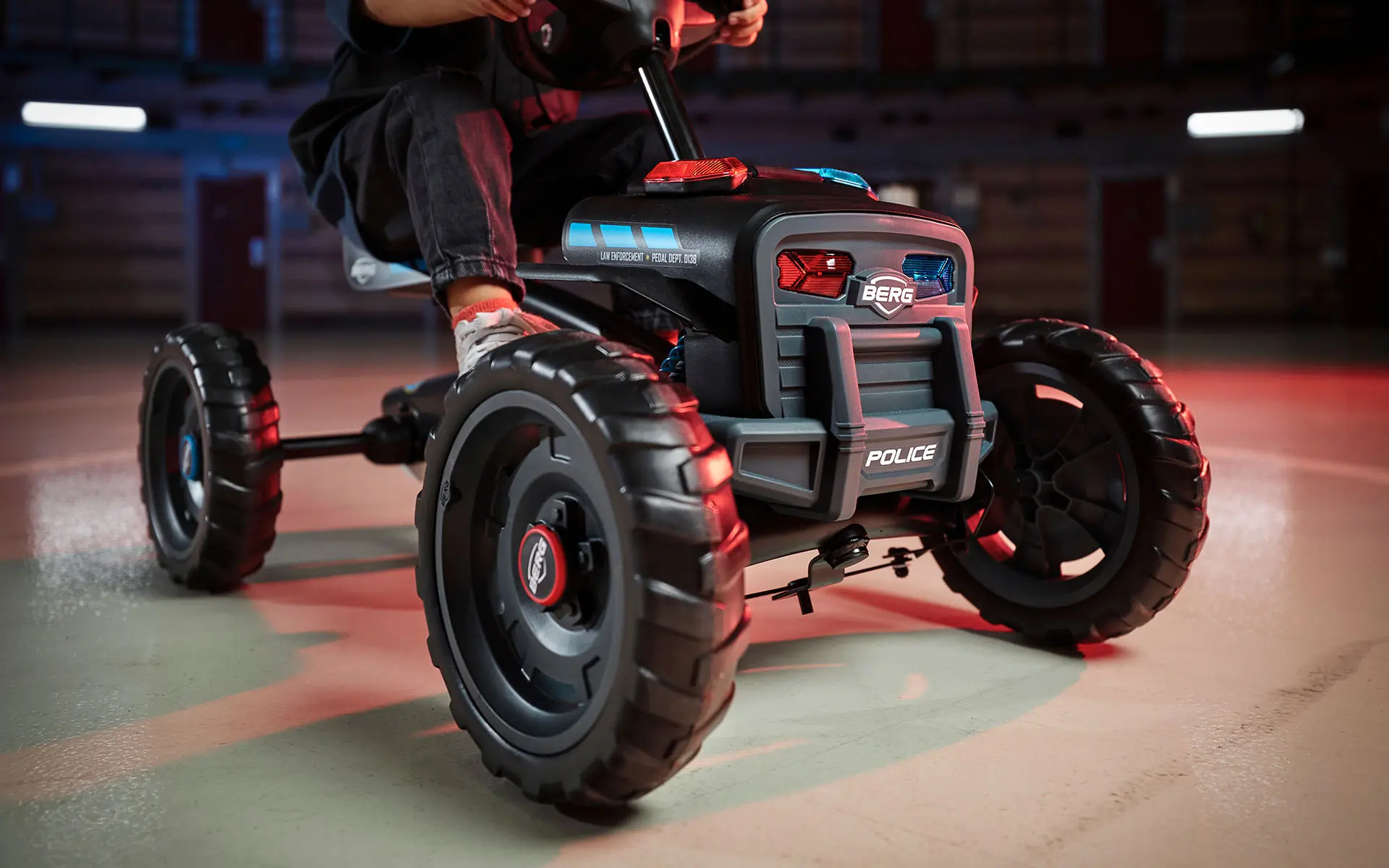 BERG Buzzy Police - Image 4