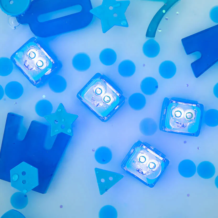 Glo Pals Blair Light Up Cubes (4 Pieces) - ** Back in Stock 18th Nov** - Image 2