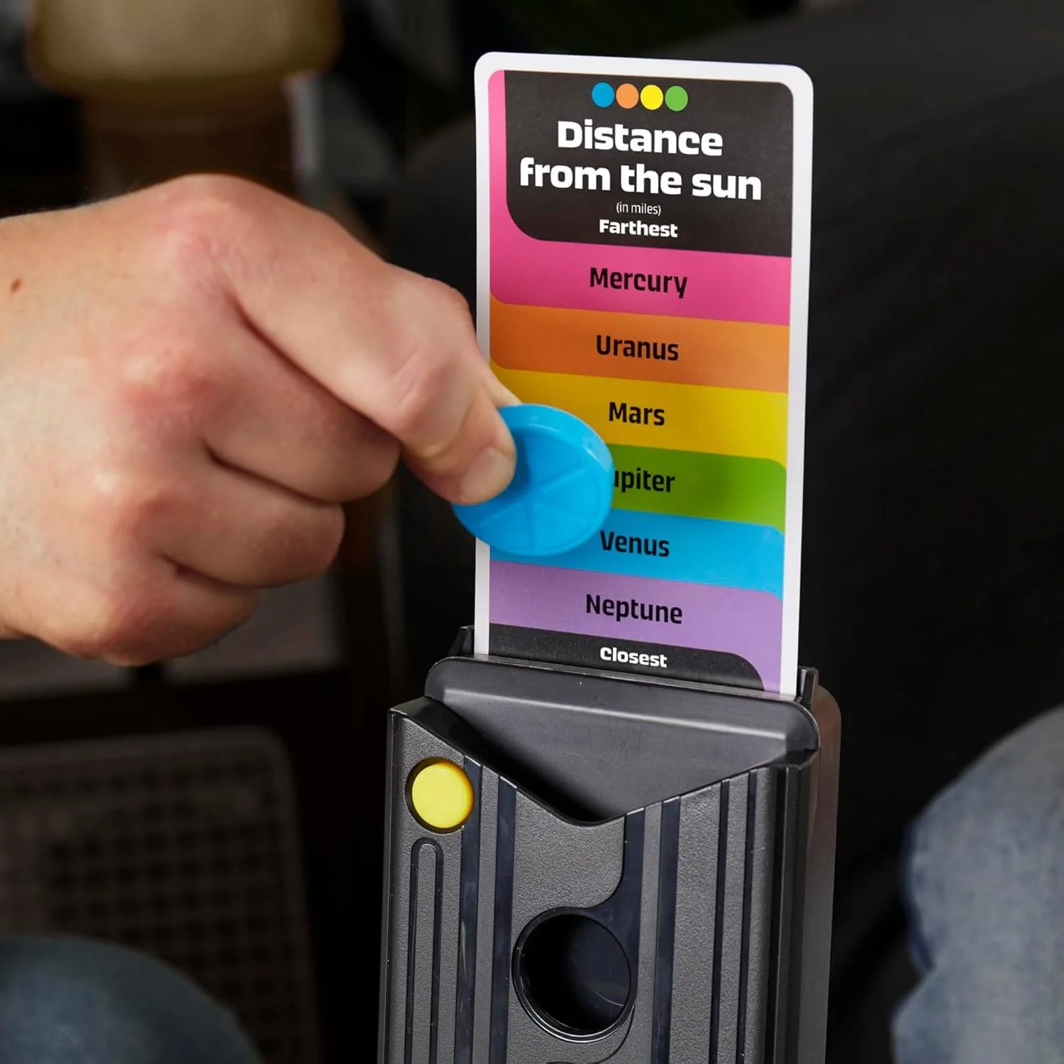 Trivial Pursuit - Drop Trivia Game - Image 3