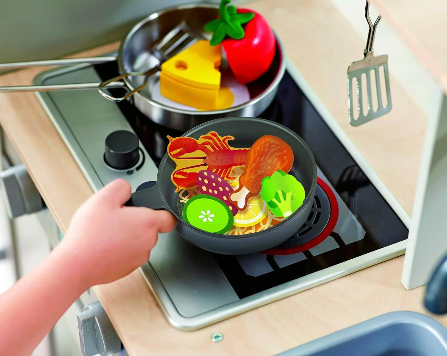 Hape Deluxe Kitchen Playset With Fan Fryer - Image 3
