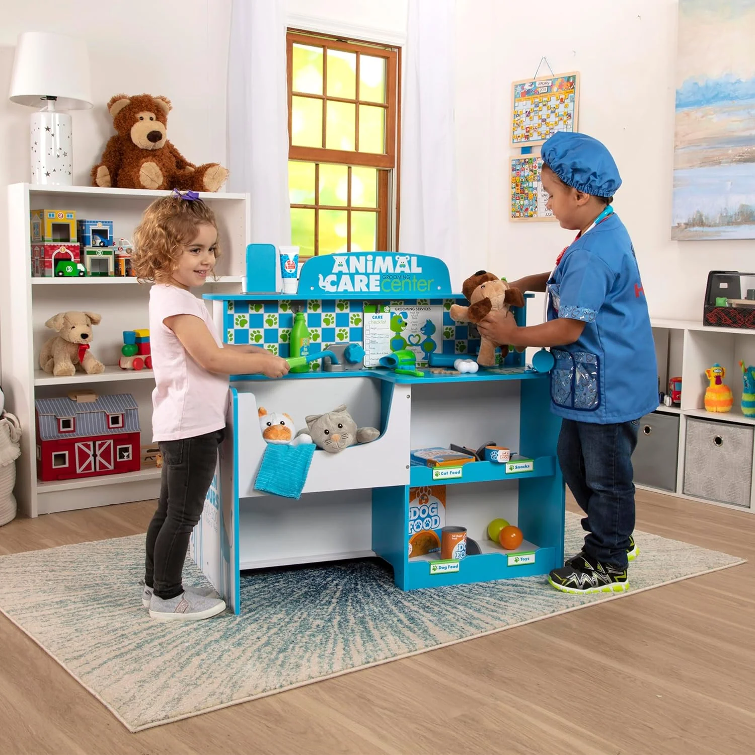 Melissa & Doug Wooden Animal Care Vet Activity Centre - Image 2