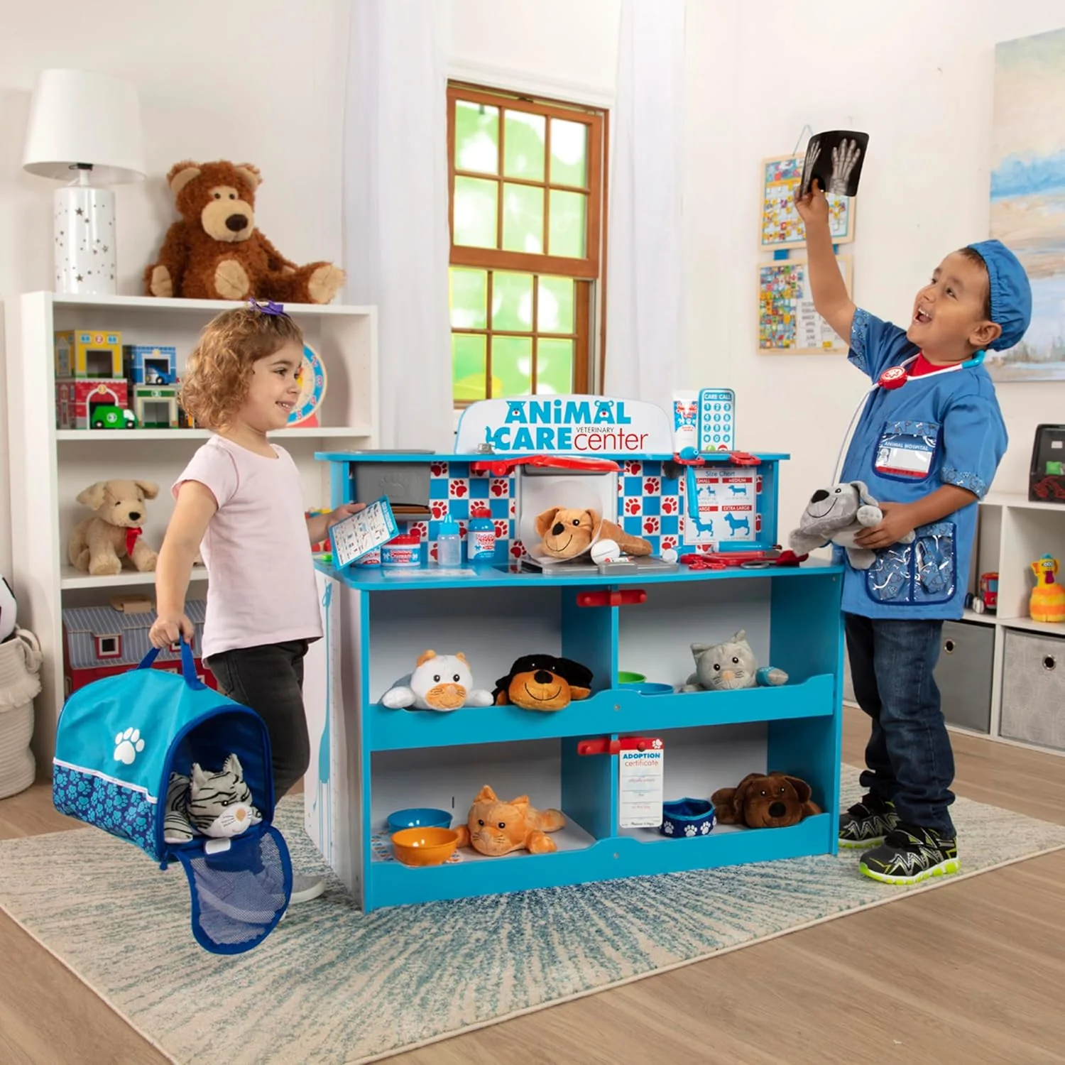Melissa & Doug Wooden Animal Care Vet Activity Centre - Image 6
