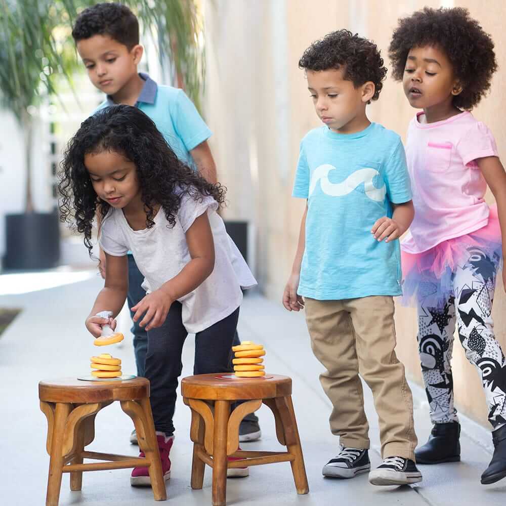 Pancake Pile-Up! Matching Relay Race Game - Image 5