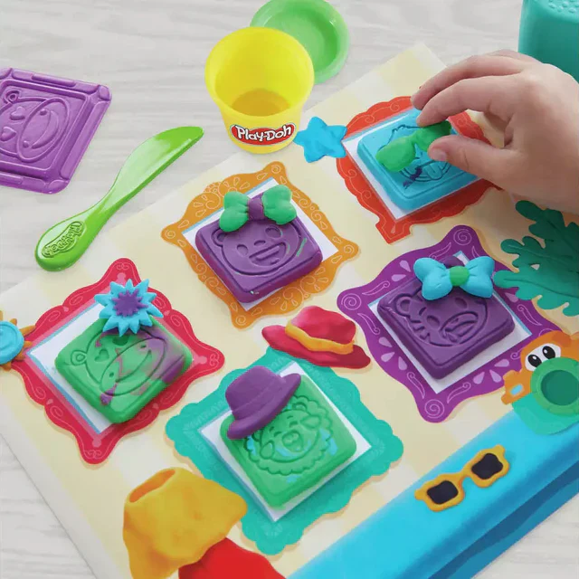 Play Doh Camera Starter Set - Image 4