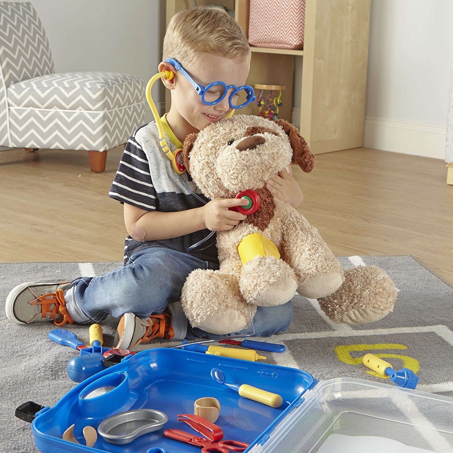 Pretend & Play Doctor Set Learning Resources - Image 3