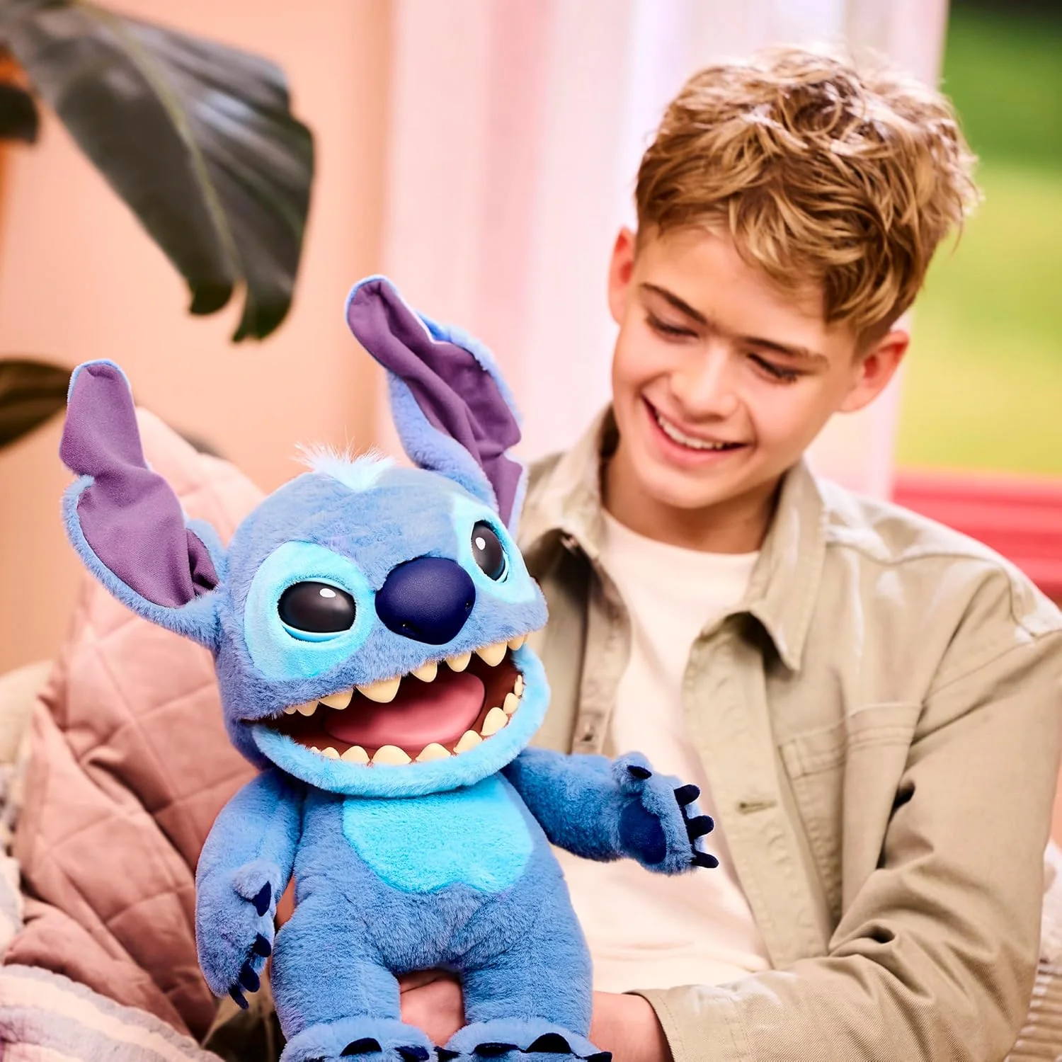 Real FX Disney Stitch Puppet - Image 3