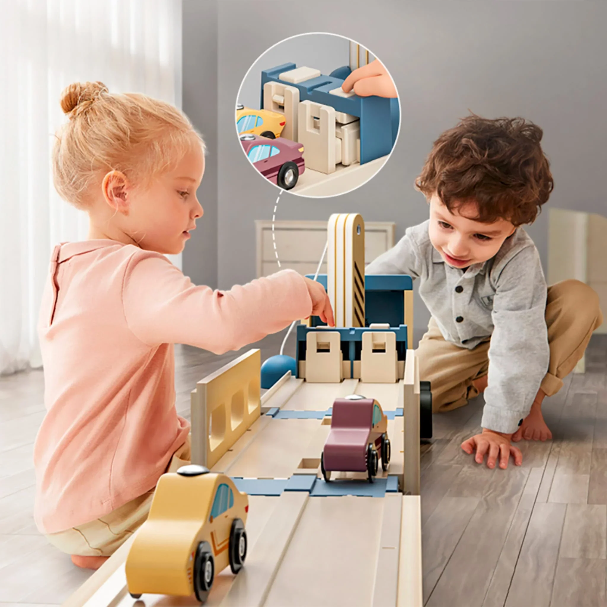 Roll & Race Car Transporter - Image 3