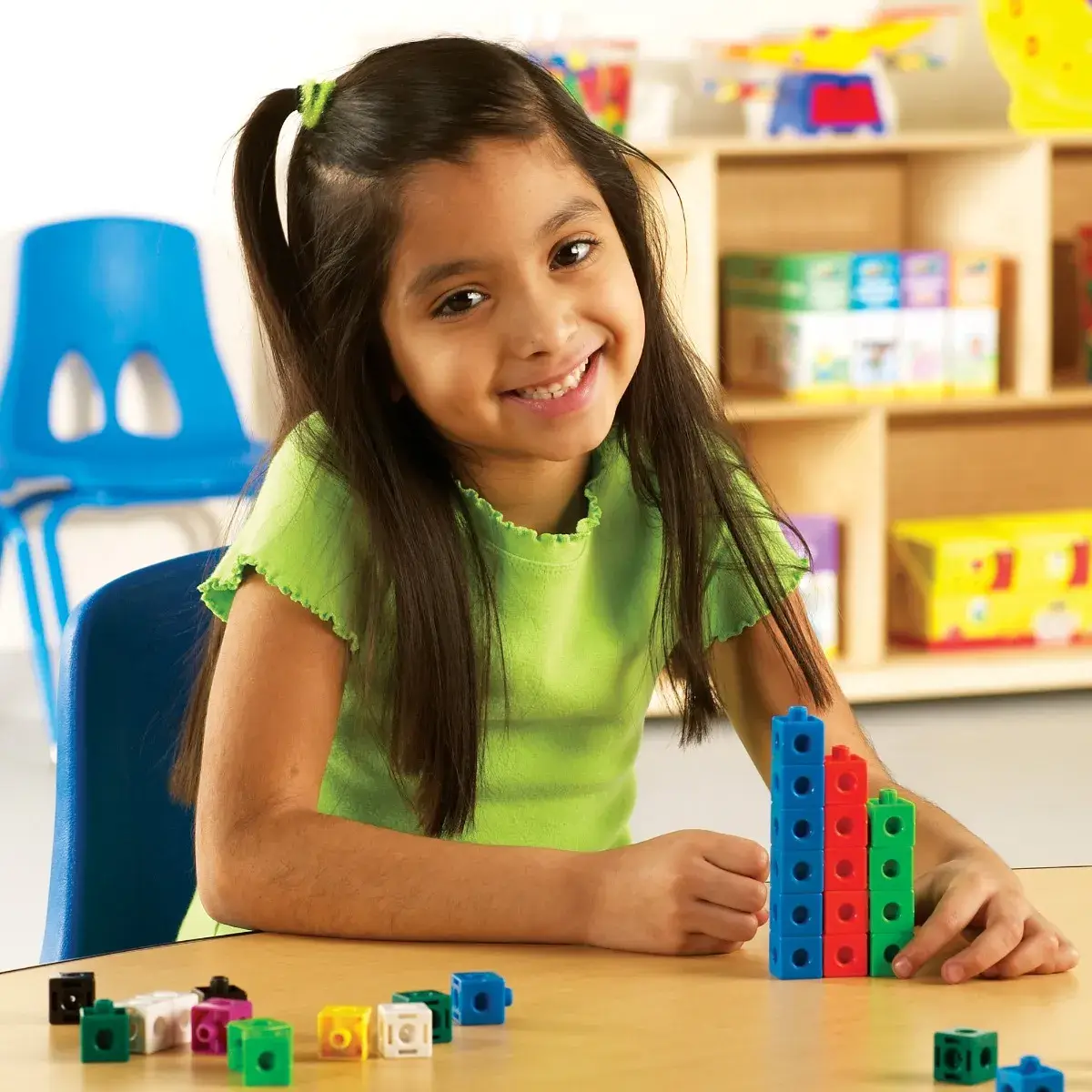 Snap Cubes® (Set of 1,000) Maths Cubes - Image 2