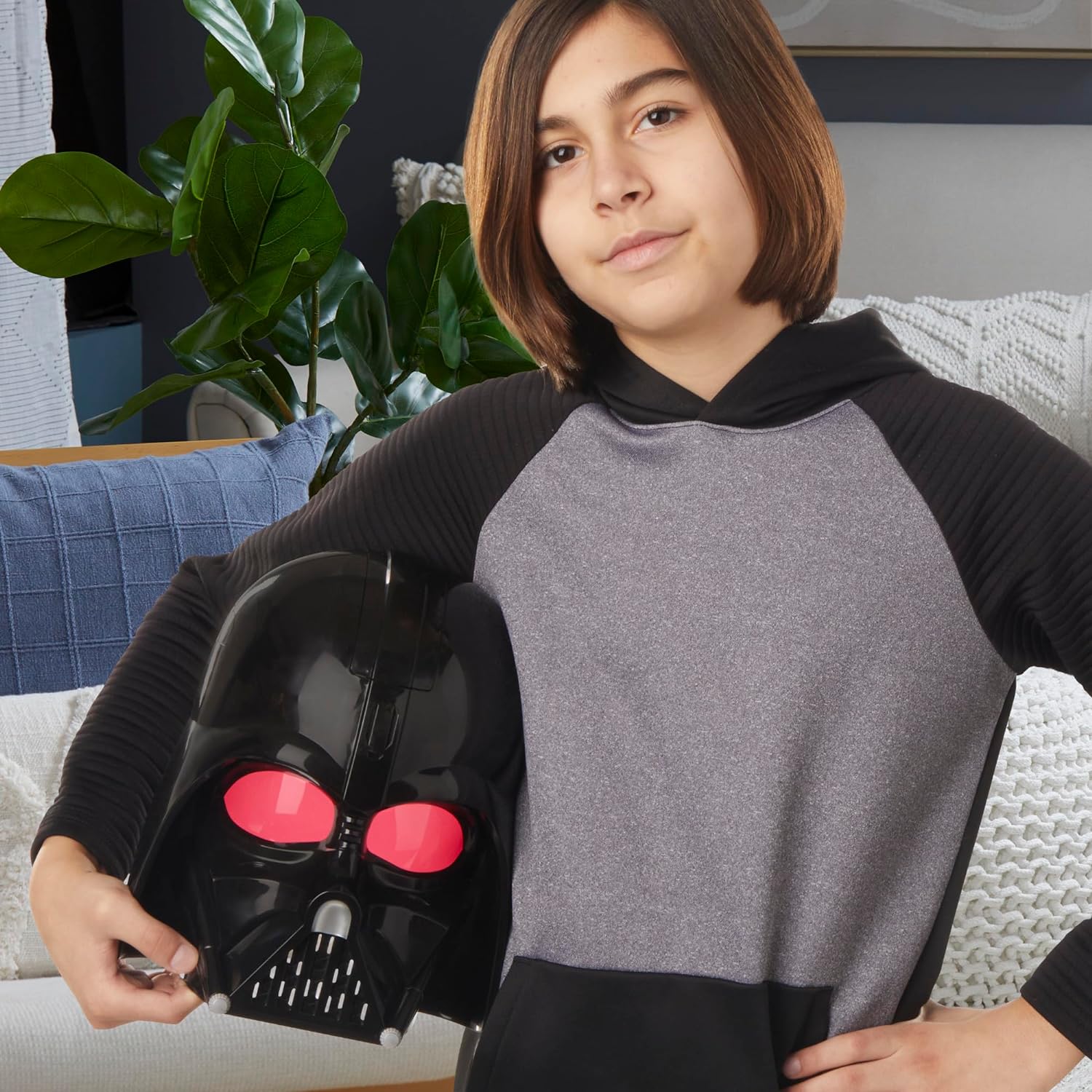 Star Wars Darth Vader Electronic Mask - Image 4