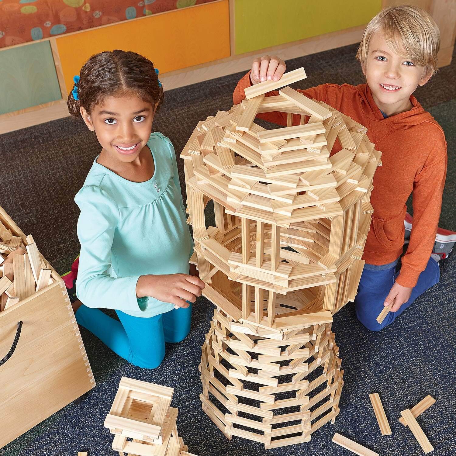 STEM KEVA Maple 1,000 Plank Classroom Set with Wooden Storage Bin Primary School Engineering STEM SET - Image 6