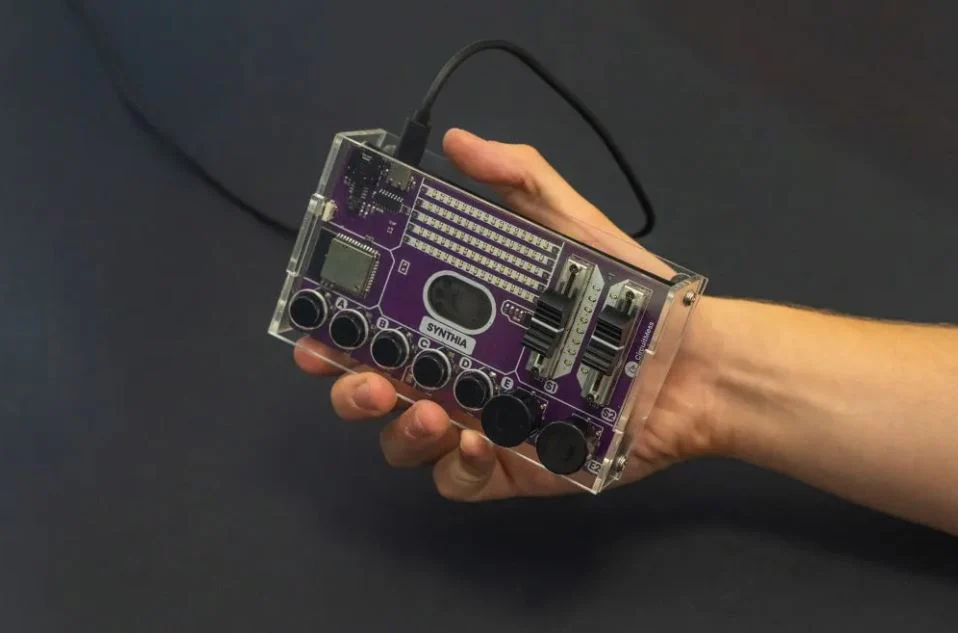 Synthia (DIY music synthesizer) - Image 3